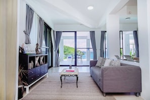 Interior - Stunning luxe 220sm villa by the sea entirely private with own pool (Busuanga)