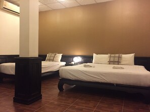 Family Triple Room | Free WiFi - Sengphachanh Hotel 2 (Vientiane)