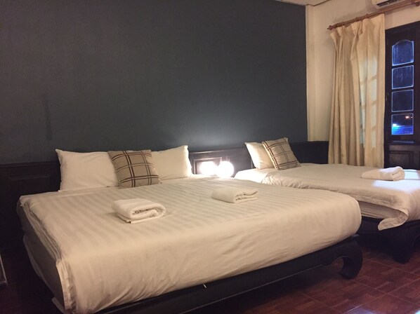 Family Triple Room | Free WiFi - Sengphachanh Hotel 2 (Vientiane)