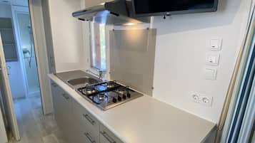Refrigerador, utensilios de cocina