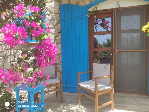 Deluxe Double Room, 1 Queen Bed, Garden View | Exterior