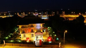A hotel with a prominent sign reading "MARINE HOTEL" and a well-lit entrance. - Pendik Marine Hotel (Istanbul)