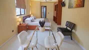 Super Deluxe Room + Free Airport Transfer