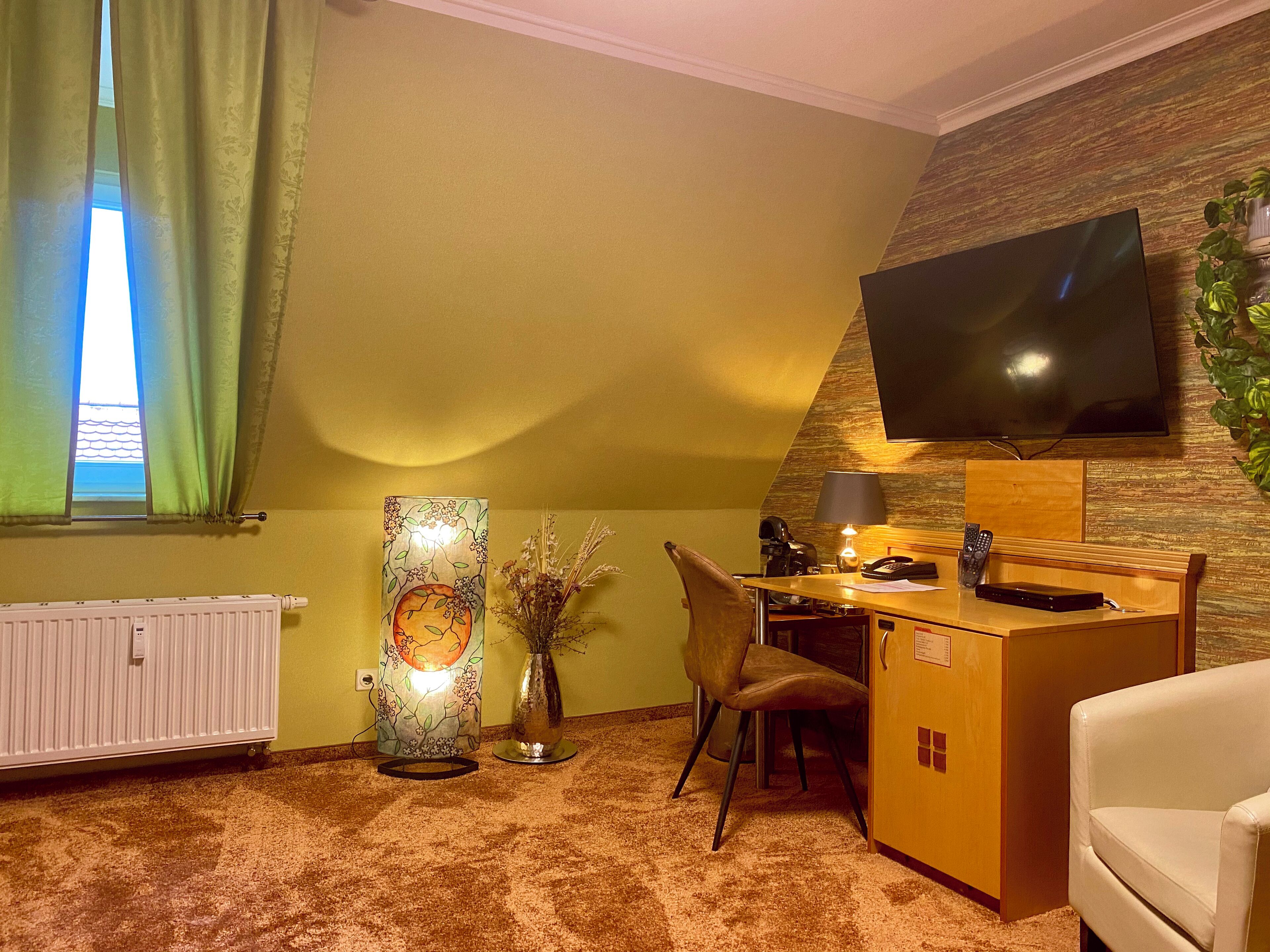 double room | minibar, rollaway beds, free wifi, bed sheets