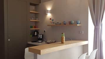 Premium Suite, 1 Bedroom, Balcony, Ocean View | Pancuran Bilik Mandi