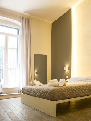 Down duvets, minibar, individually decorated, individually furnished - La Banchina Holiday Rooms (Trani)