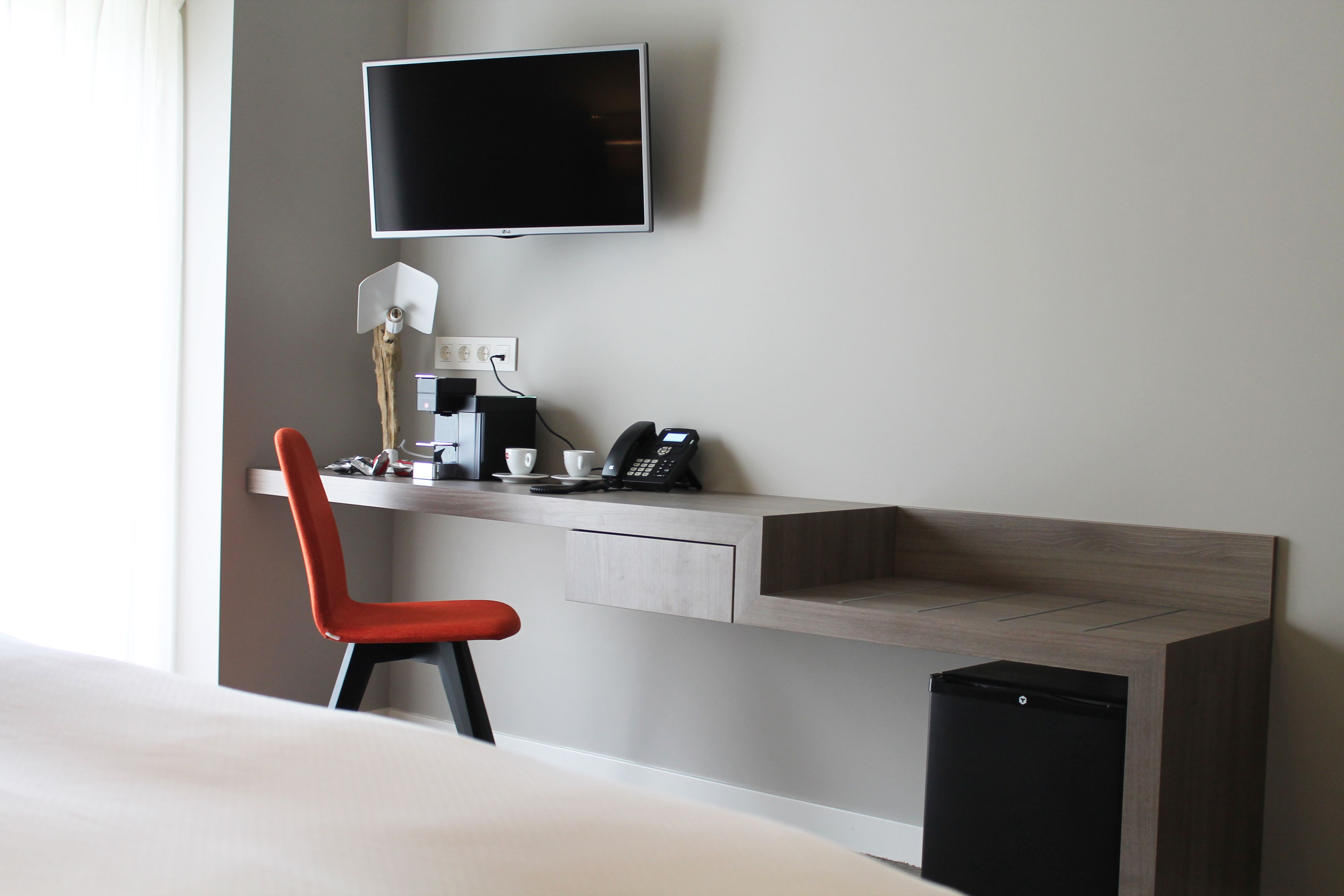 minibar, in-room safe, desk, soundproofing