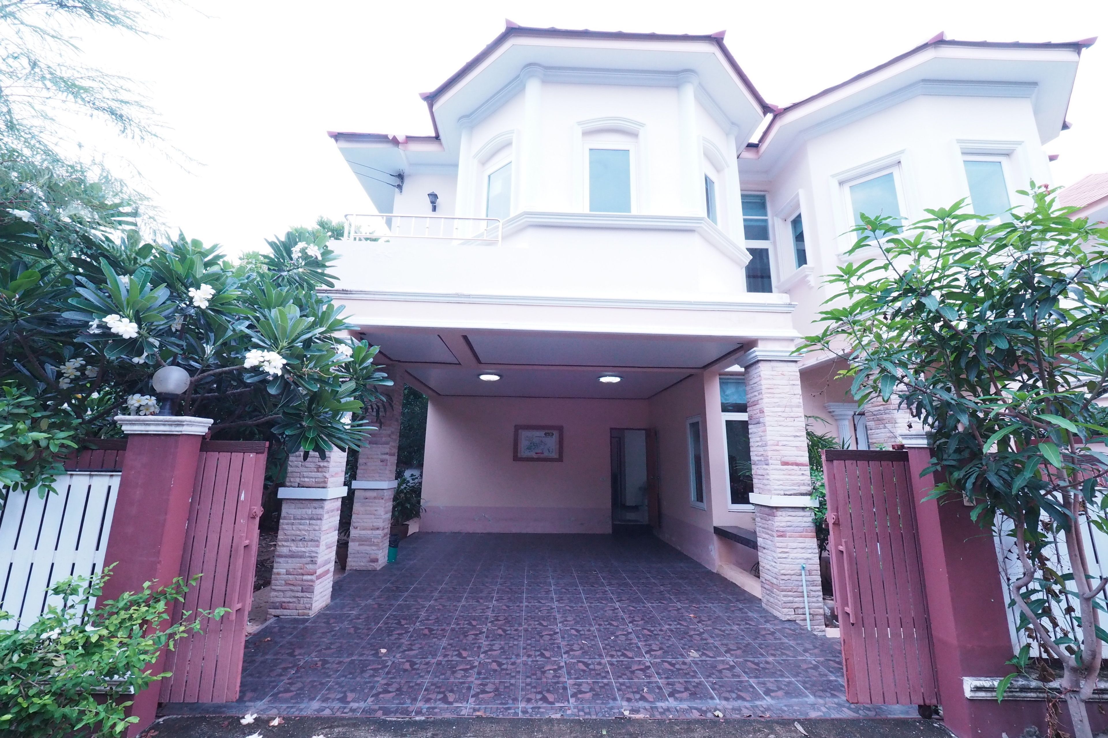 4-Bedroom Villa  | Terraço/pátio