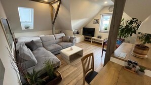 Leilighet | Oppholdsområde | TV
