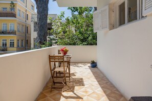 Family Apartment, 2 Bedrooms | Balcony - Ha -Yarden Seaside Apartment (Tel Aviv)