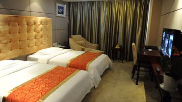 Minibar, tirai kedap cahaya, dan Wi-Fi gratis