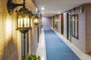 Hallway - Zhuhai Special Economic Zone Hotel (Guangzhou)