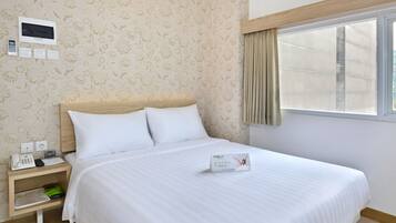 Skrivebord, gratis Wi-Fi, sengetøj