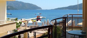 Cle Beach Boutique Hotel