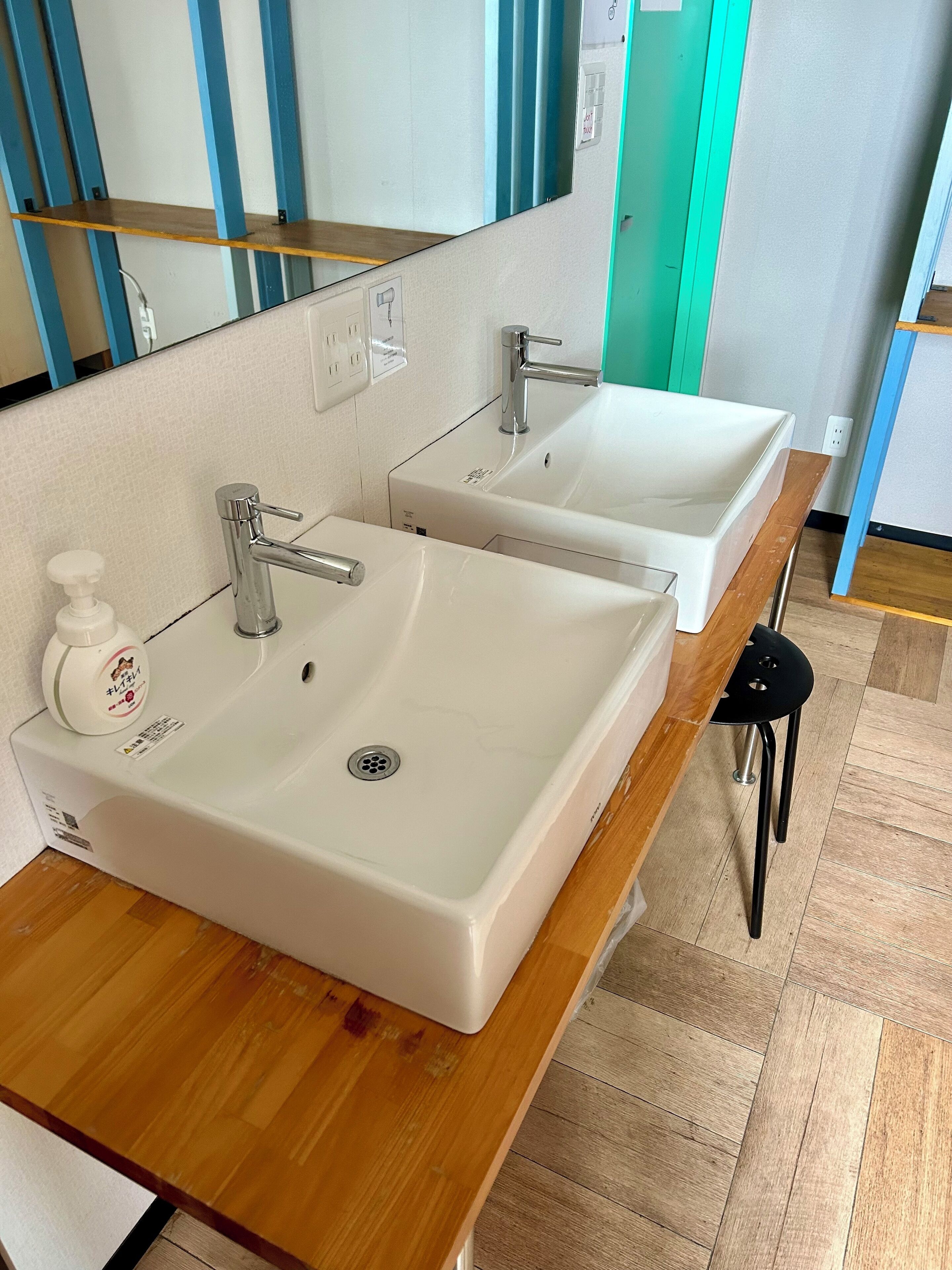 Standardfællessovesal - mænd/kvinder | Mørklægningsgardiner, gratis Wi-Fi, sengetøj