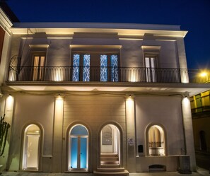 Front of property - evening/night - Palazzo Bove (Galatone)