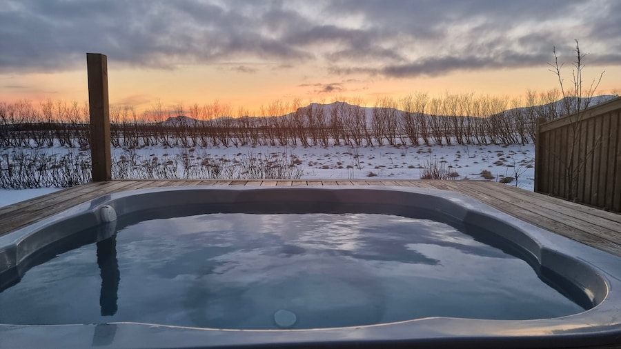 Miðhraun - Lava Resort