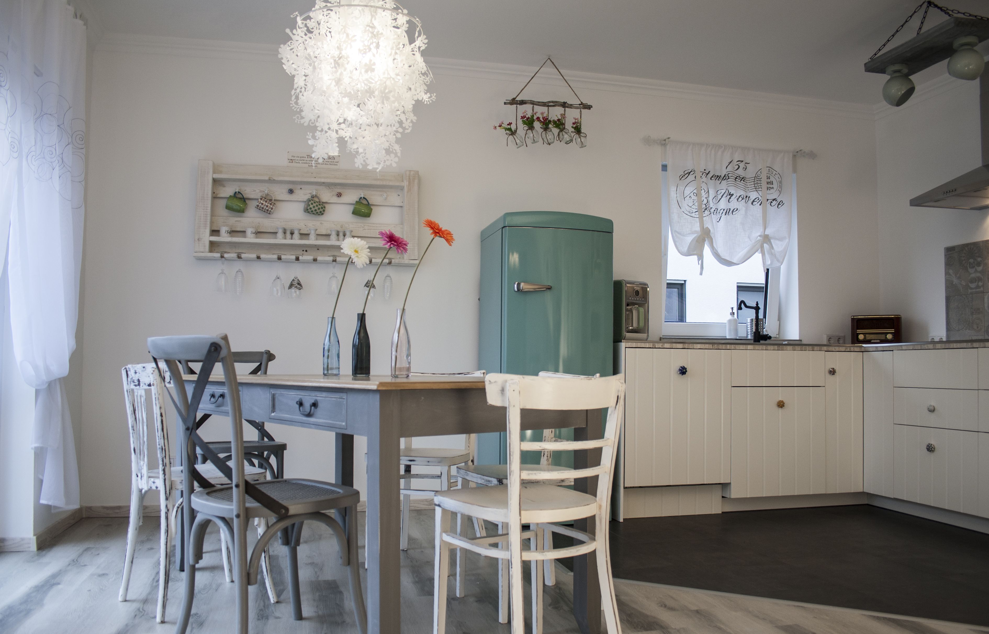 Comfort Apartment, 3 Bedrooms | In-room dining