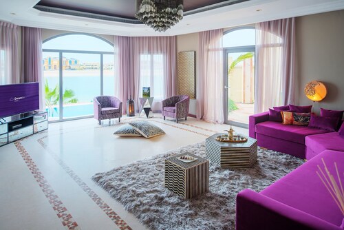 Dream Inn Dubai - Palm Villa Frond O