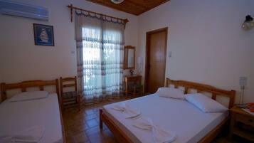 Iron/ironing board, free WiFi