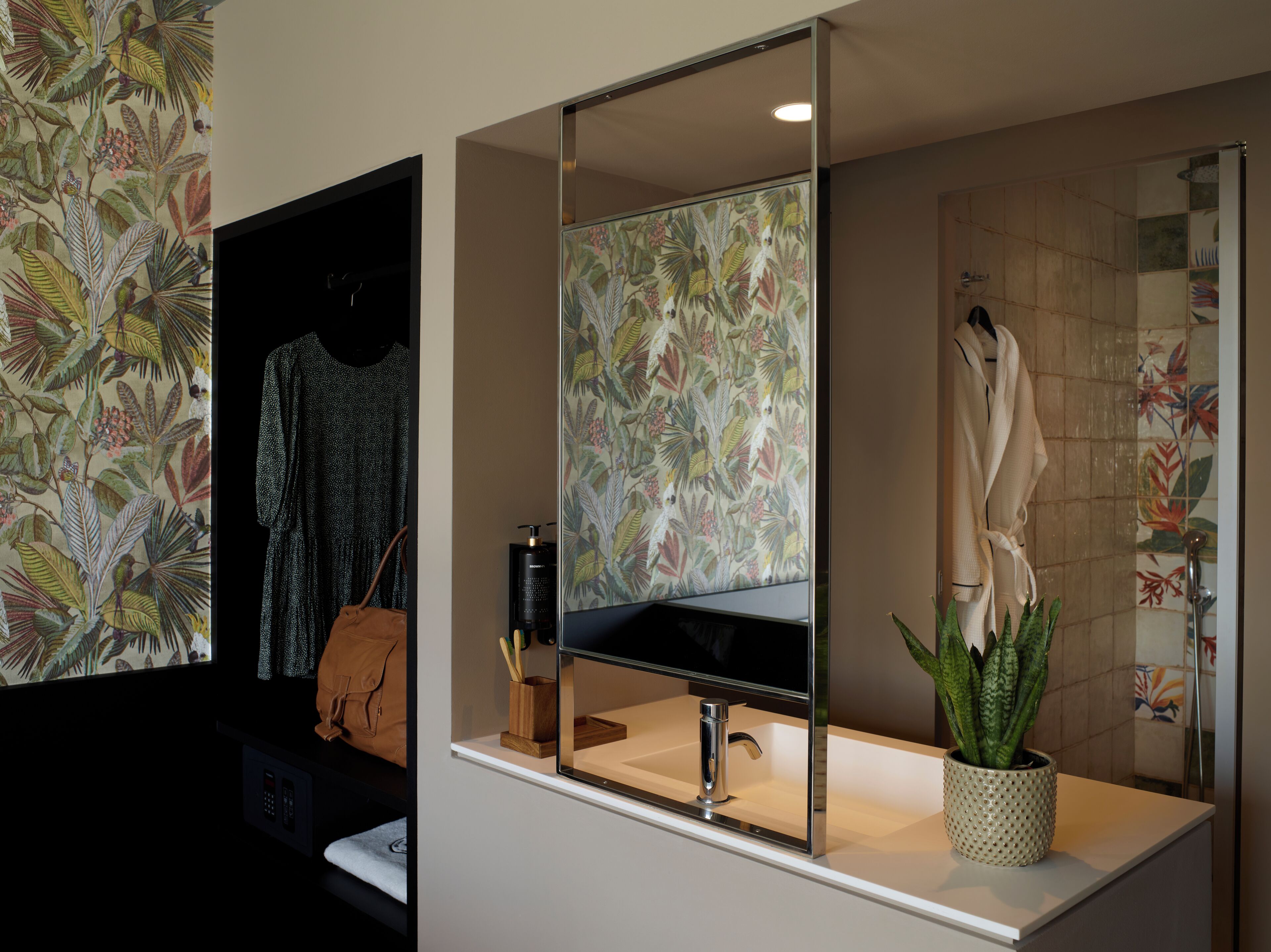 double or twin room, city view | 1 bedroom, premium bedding, minibar, in-room safe