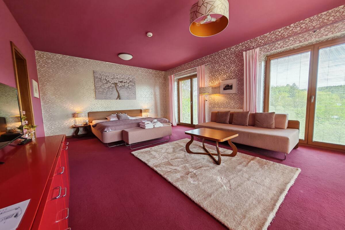 exclusive room (exclusive) | 1 bedroom, frette italian sheets, premium bedding, select comfort beds