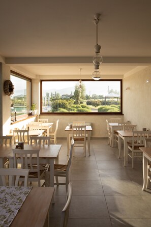 Free daily buffet breakfast - Il Fienile di Assisi (Assisi)