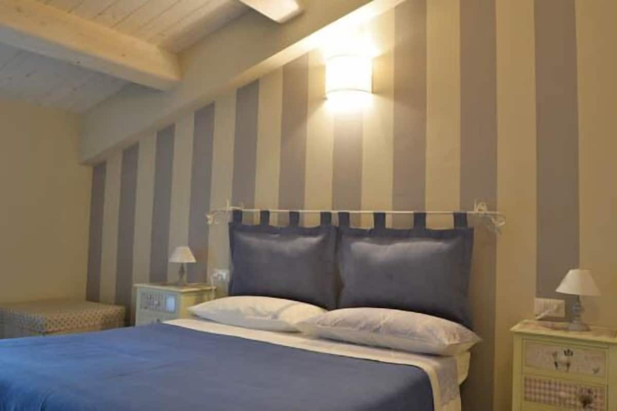 Literie de qualité supérieure, couette en duvet d'oie, minibar
