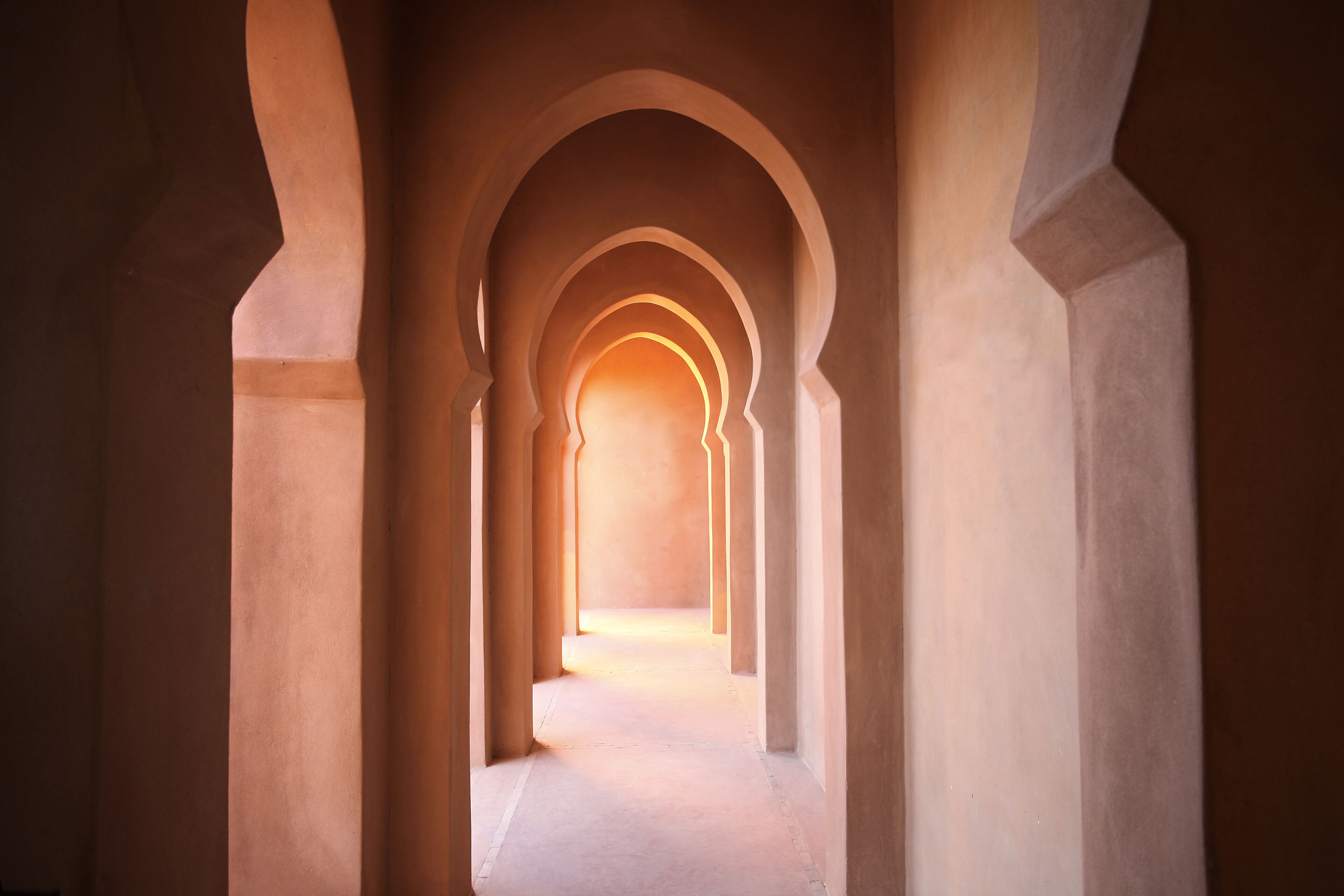 تفاصيل الفندق من الخارج