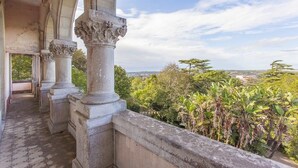 Unclassified image, 2 of 39, button - The Romantic Suites & Garden Guest House - Adults Only (Sintra)
