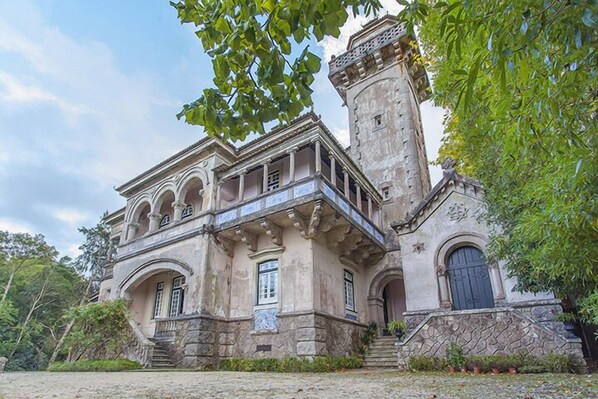 Front of property - The Romantic Suites & Garden Guest House - Adults Only (Sintra)