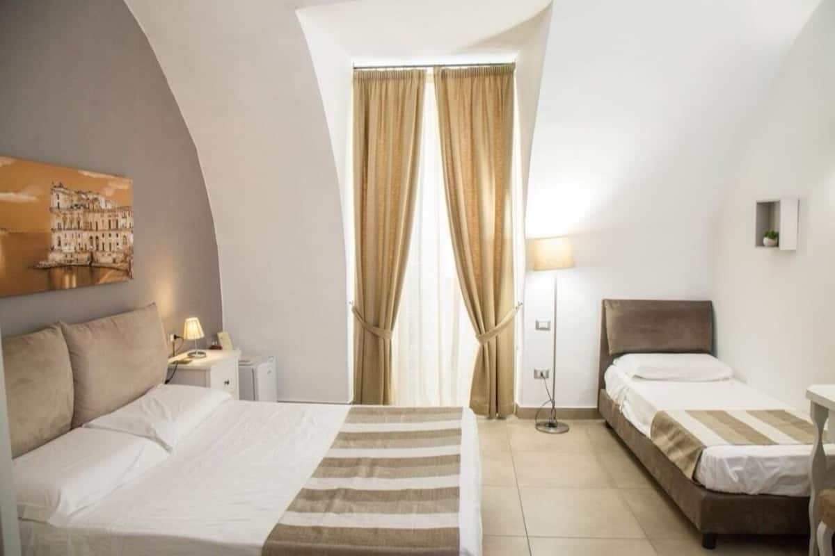 Deluxe Triple Room