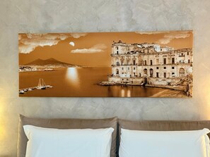 In-room safe, desk, soundproofing, cribs/infant beds - Chiaia Suites (Naples)
