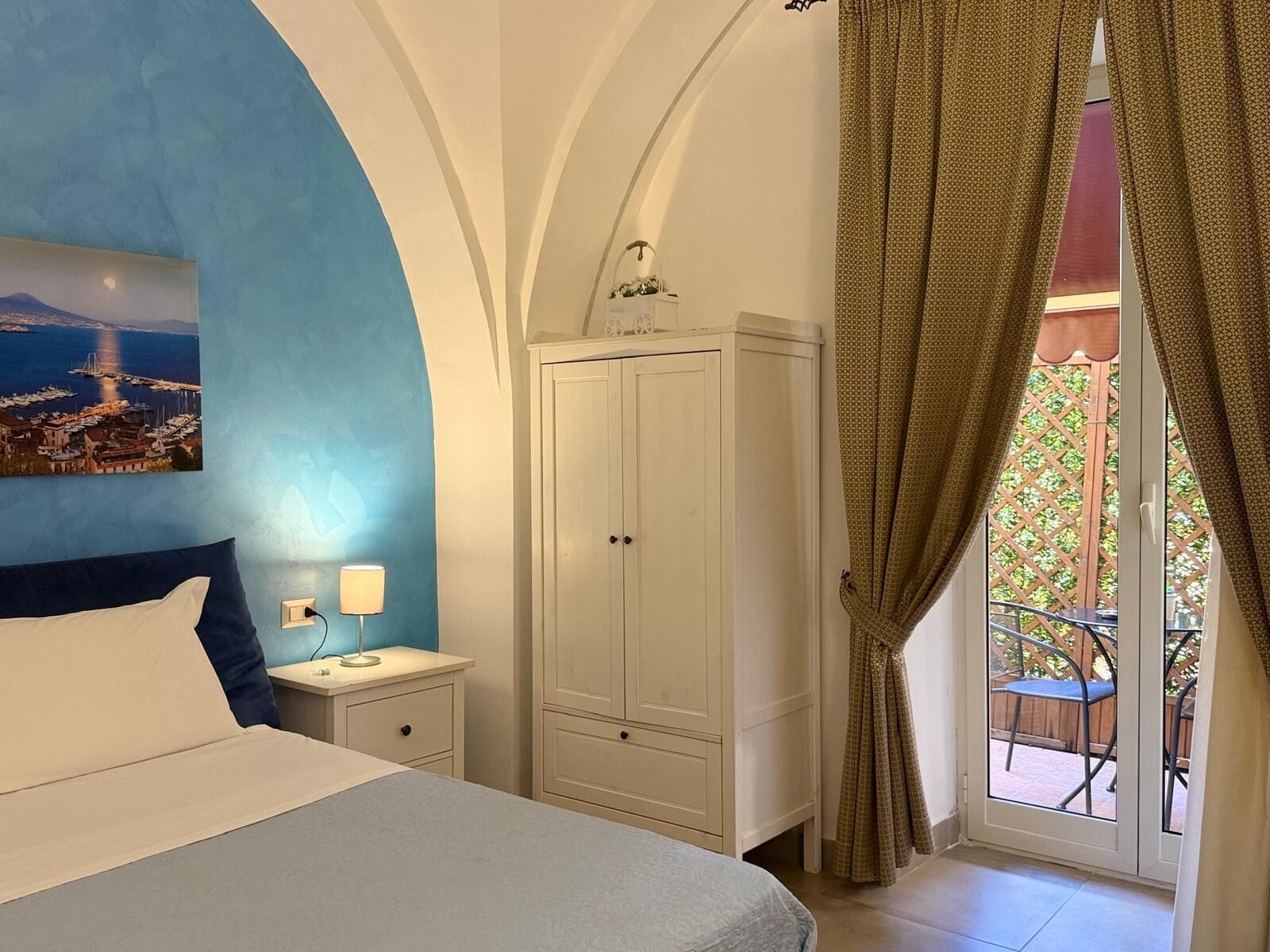 Coffres-forts dans les chambres, bureau, chambres insonorisées