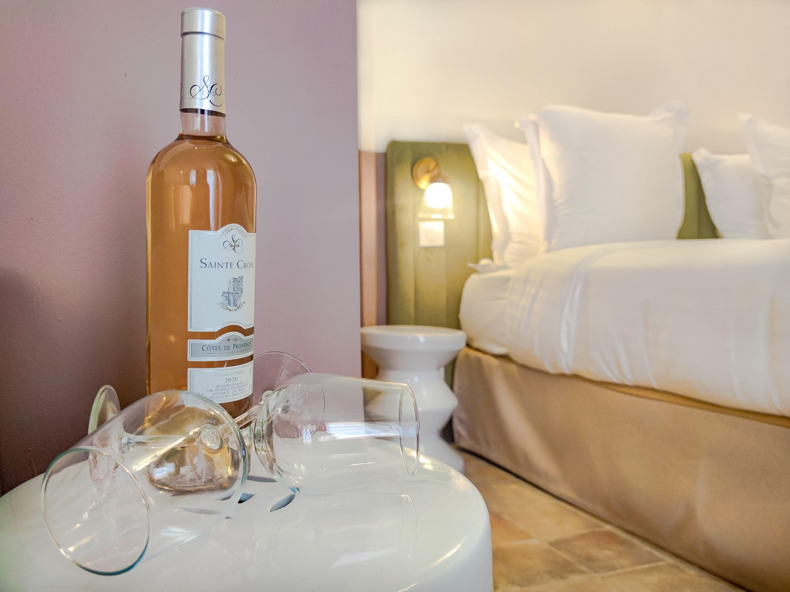 studio supérieur 19m² - côté cour | 1 bedroom, premium bedding, in-room safe, soundproofing