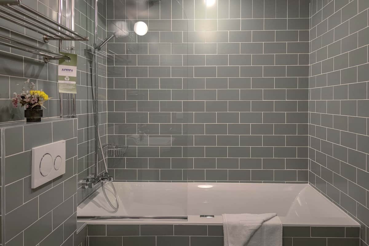 executive studio, balcony | bathroom | free toiletries, hair dryer, towels, soap