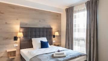 Schreibtisch, kostenloses WLAN, Bettwäsche