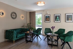 平板电视、加热地板