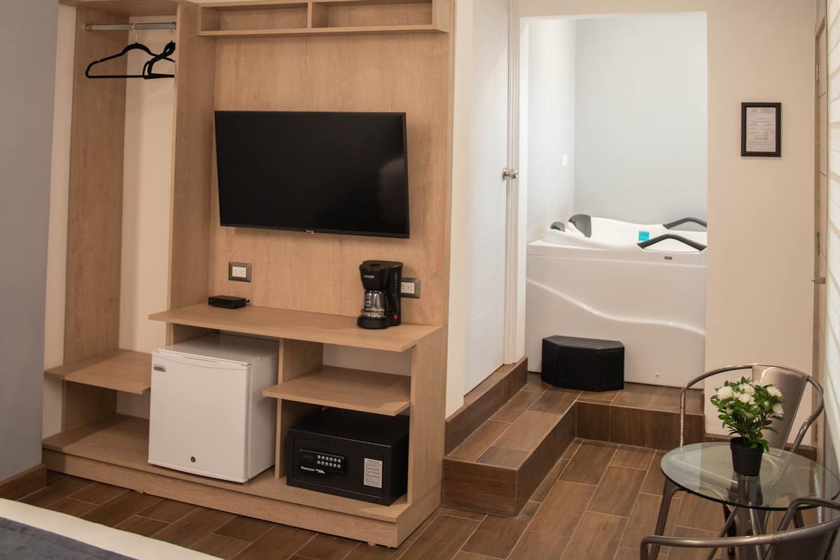 Svit Deluxe | 1 sovrum, unika möbler, gratis wi-fi och sängkläder