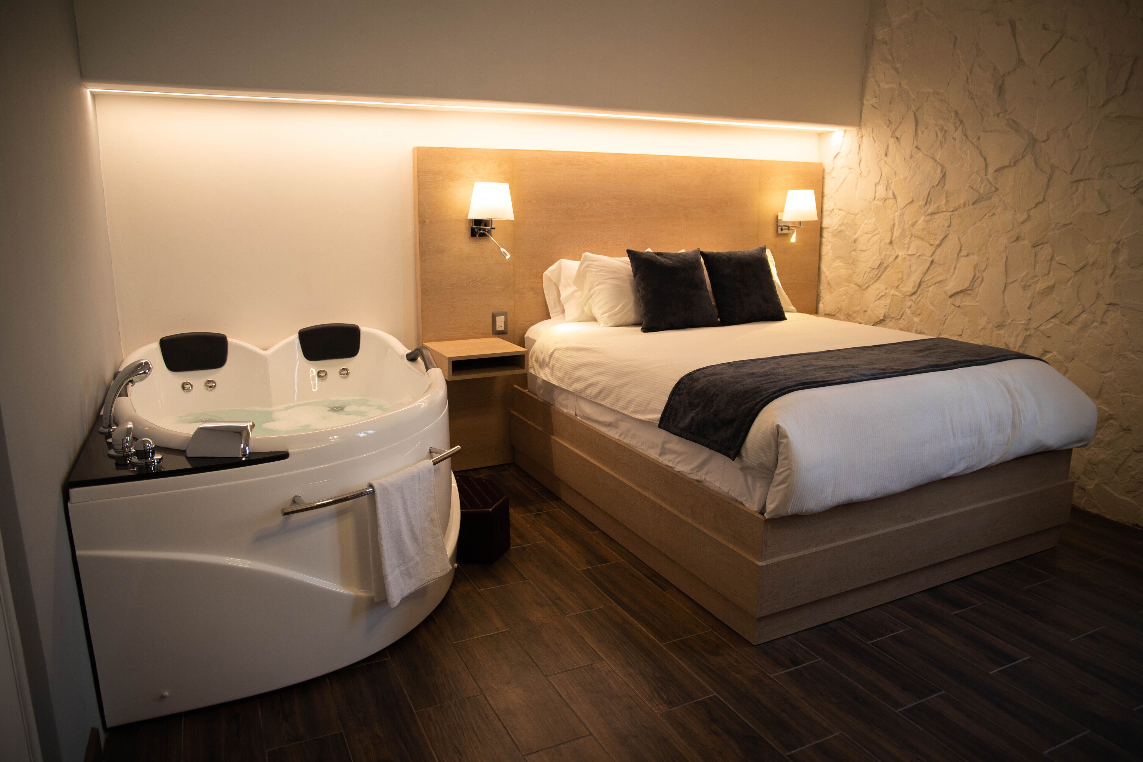 Suite | Muebles diferentes, wifi gratis y ropa de cama 