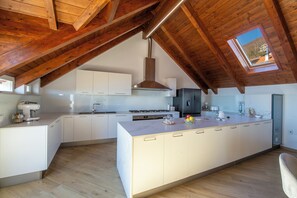 Free daily buffet breakfast - L'Incanto dei Monti (Agerola)