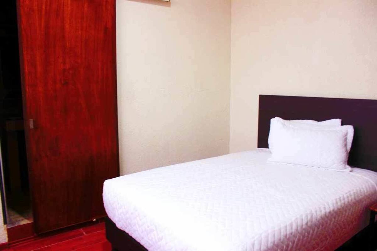 Double Room, 1 Double Bed | Iron/ironing board (on request), WiFi (free)
