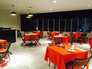 Free daily buffet breakfast - Hotel Cristal (Turmalina)