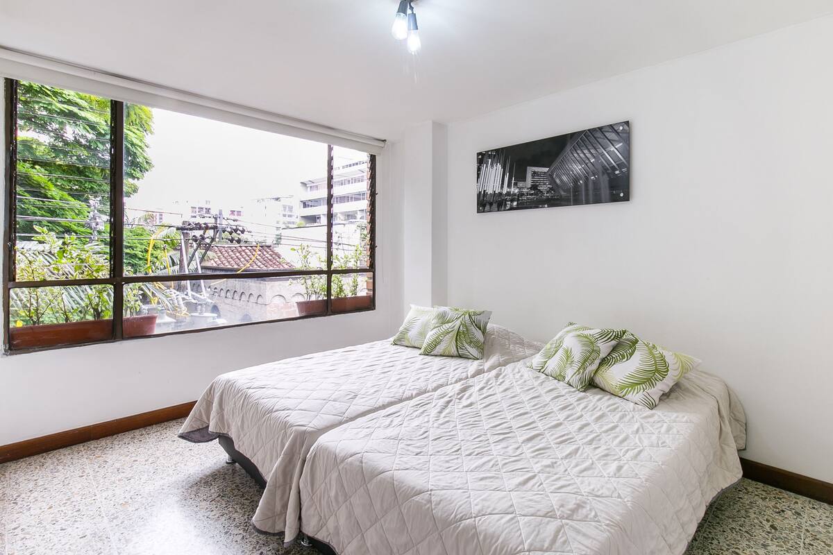 Apartment, 5 Bedrooms | Iron/ironing board, WiFi (free)