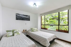 Apartment, 5 Schlafzimmer | Bügeleisen/Bügelbrett, kostenloses WLAN