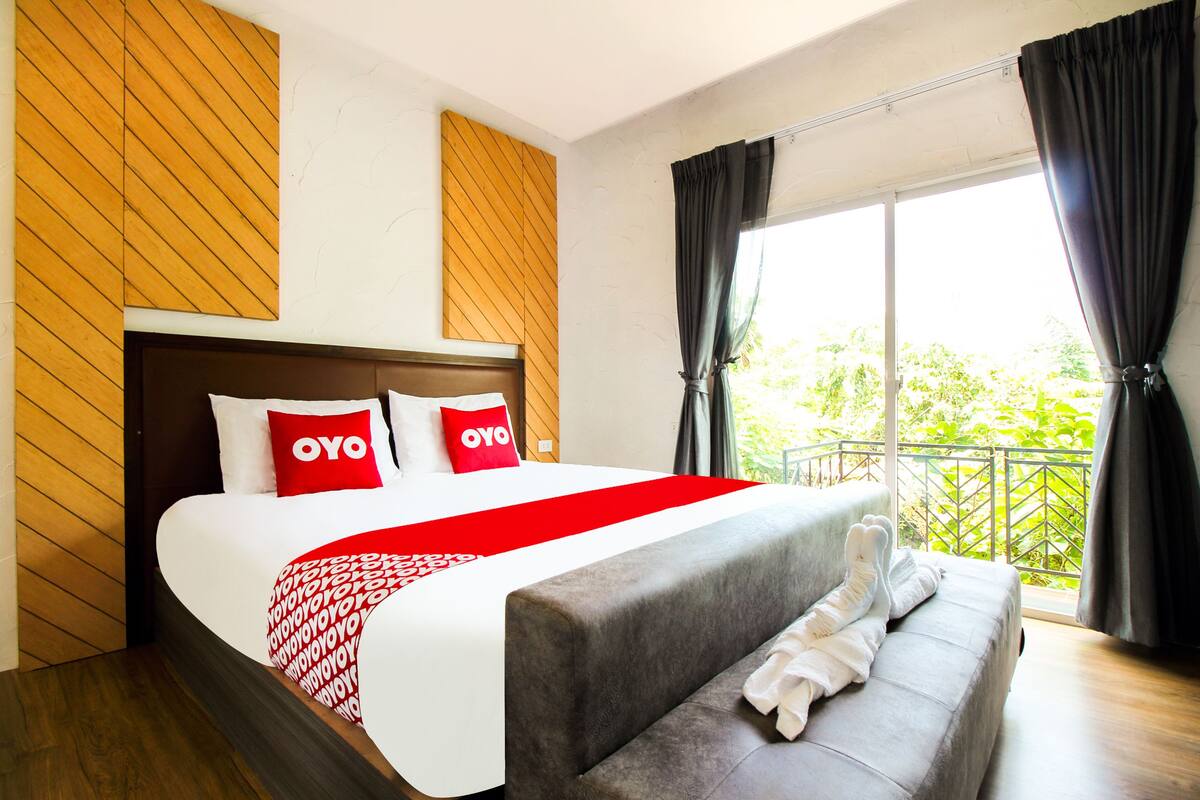 Family Suite | Desk, soundproofing, free WiFi, bed sheets