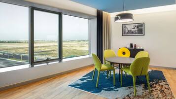 Premium bedding, down duvets, minibar, in-room safe