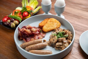 Frukostbuffé varje dag (SAR 85 per person)