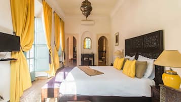 Villa, 2 Bedrooms | 2 bedrooms, in-room safe, blackout curtains, iron/ironing board