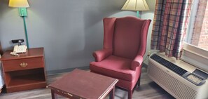 Desk, iron/ironing board, free WiFi, bed sheets